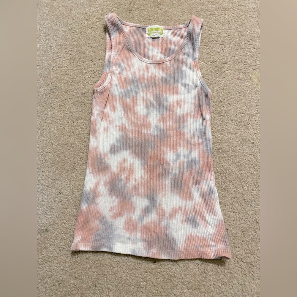 🍋10/$20 Yummy Sweater Co. Pink and Gray Tank Top
